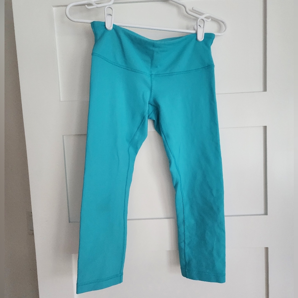 Lululemon Wonder Under Crop Leggings Size 4